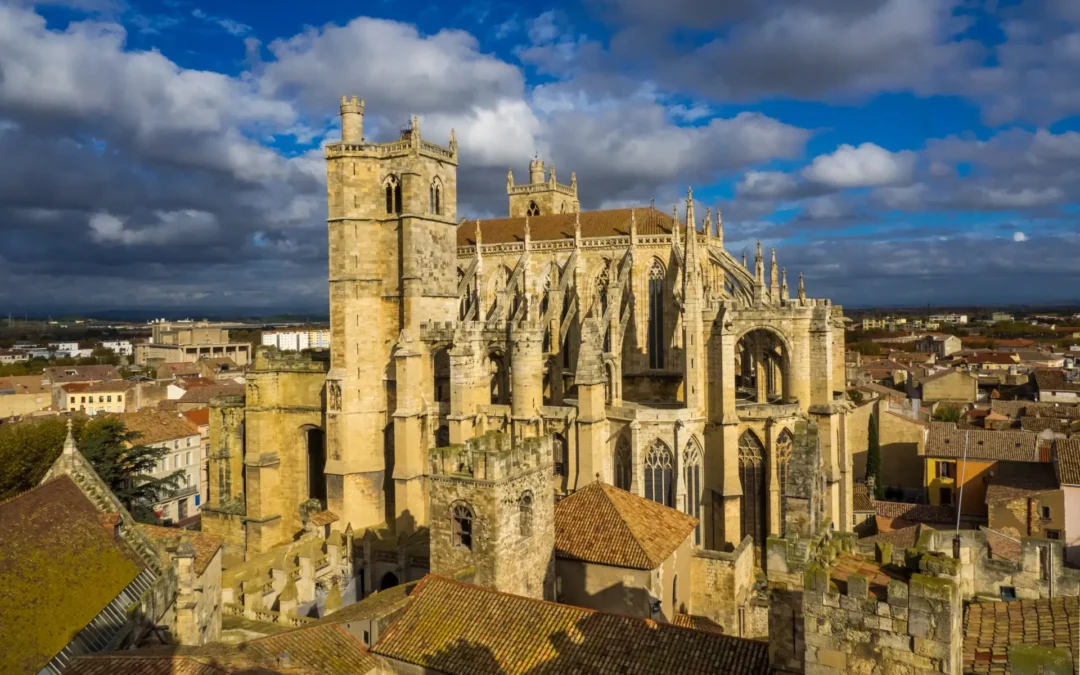 Private Narbonne & Fontfroide Abbey Tour from Carcassonne or Narbonne